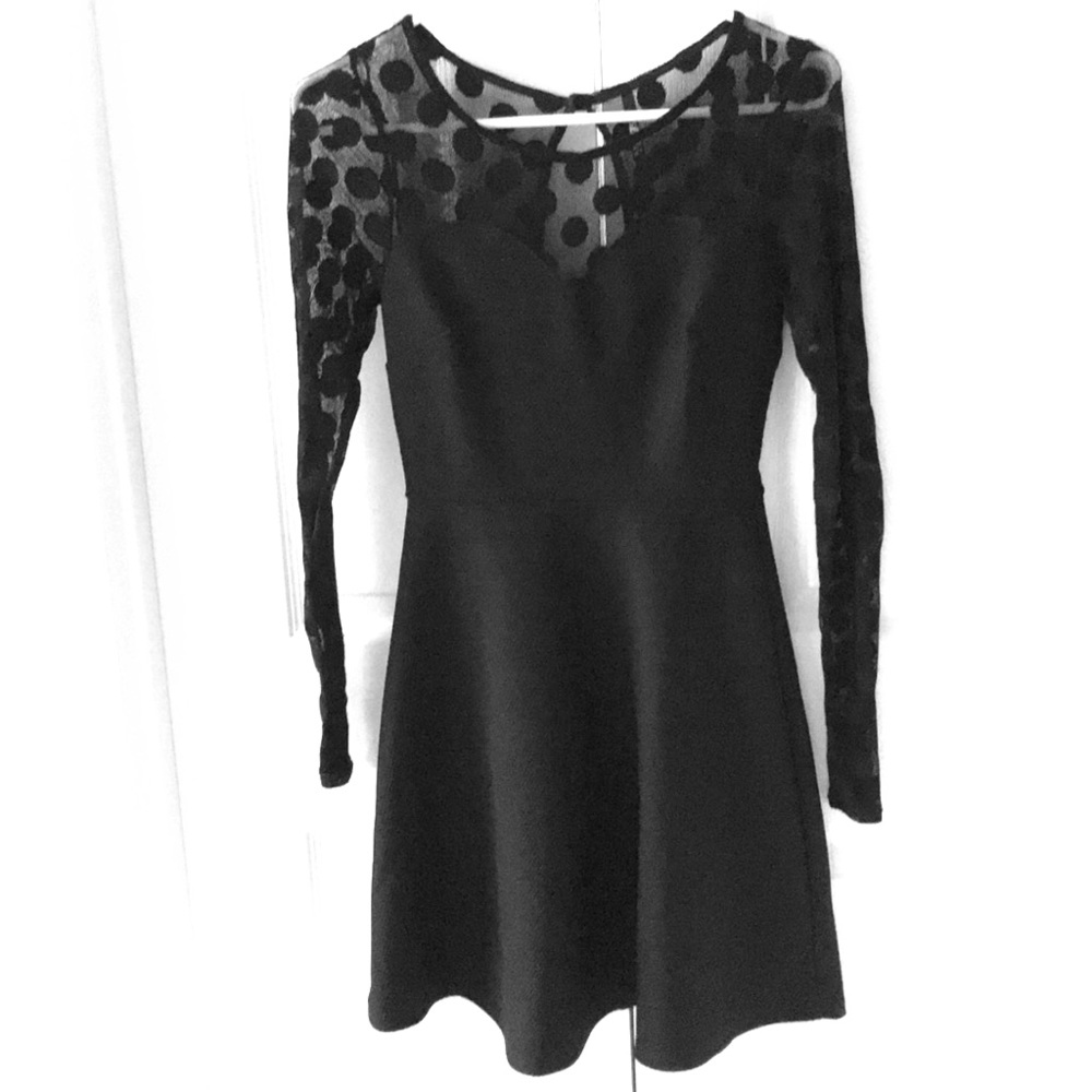 Lulu’s little back dress tulle sleeves